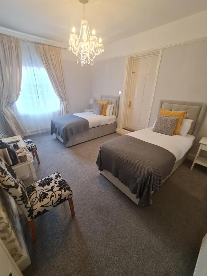 Beaufort Lodge - Central Location & Free Parking Taunton Exterior foto